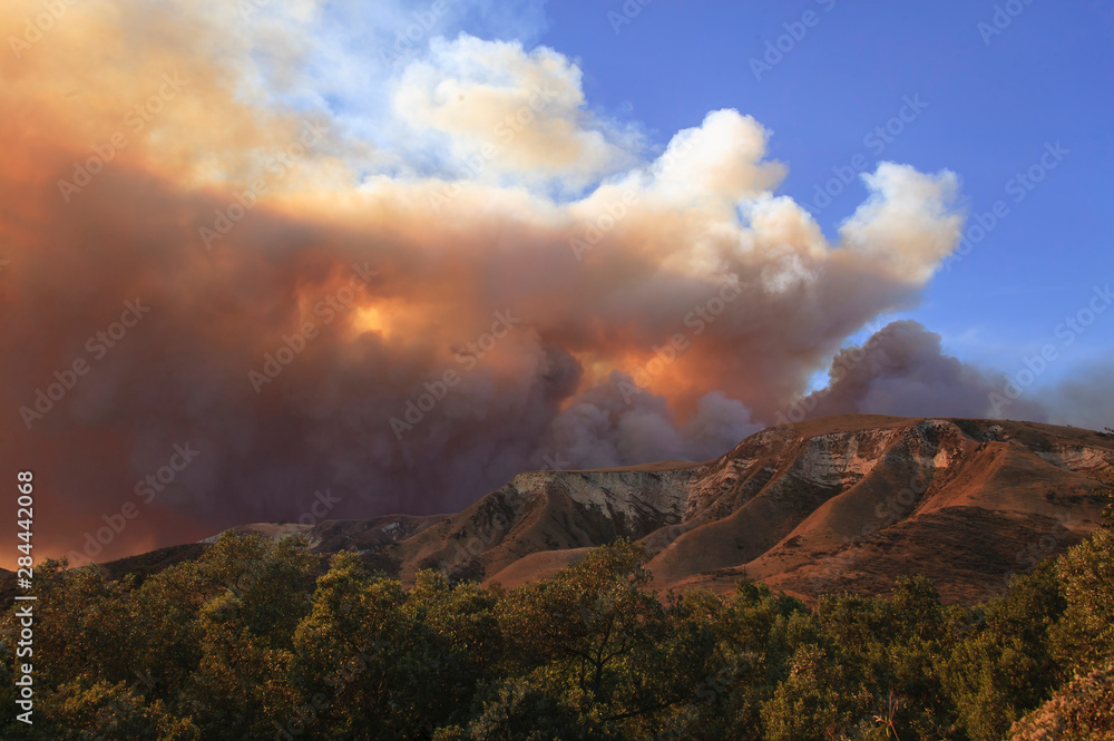 California Wildfire, Val Verde Fire, Ventura County, Southern California, USA