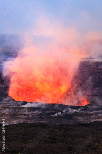 Foto Kilauea Overlook near Jagger Museum, viewing one of the world's most active volc