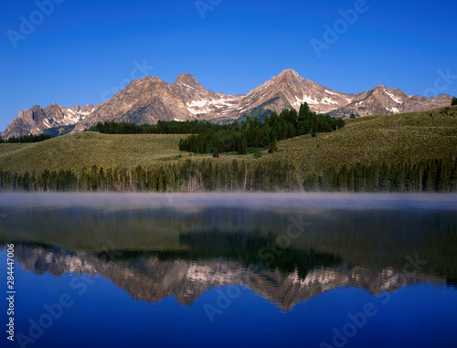 USA, Idaho, Sawtooth National Recreation Area. Little Redfish Lake landscape. 