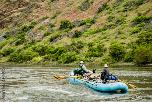 Obraz na plátně USA, Idaho, Columbia River Basin, Snake River Basin, Hells Canyon reach of Snake