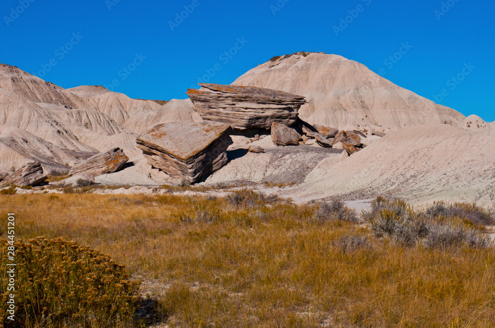 USA, Nebraska, Crawford, Toadstool Geologic Park, Balanced Rocks