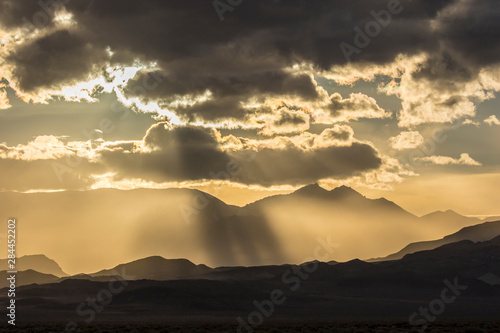 USA, Nevada, White Mountains. Sunset over mountains. Credit as: Cathy & Gordon Illg / Jaynes Gallery / DanitaDelimont.com