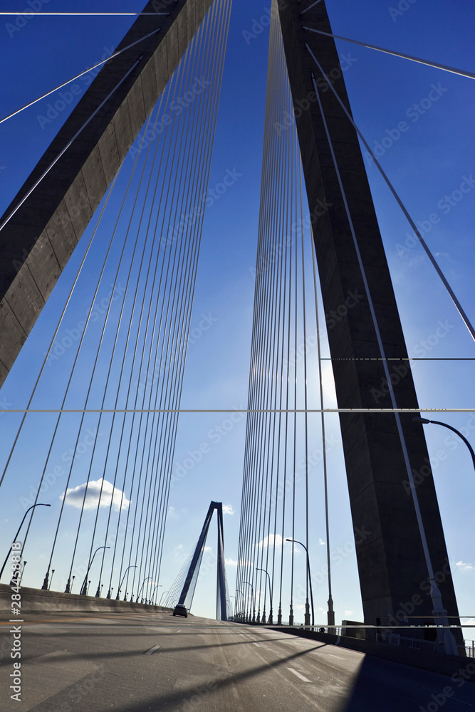 USA, South Carolina, Charleston. View of the Arthur Ravenel Jr. Bridge. 