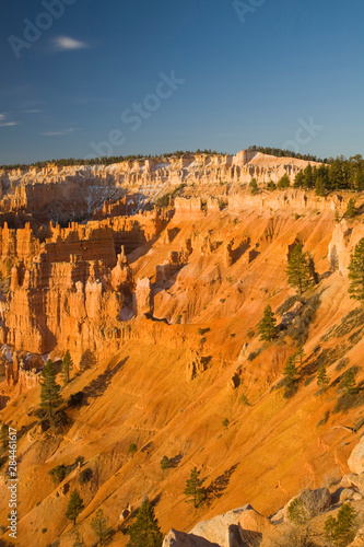 UT, Bryce Canyon National Park, Bryce Amphitheater, view from Sunrise Point