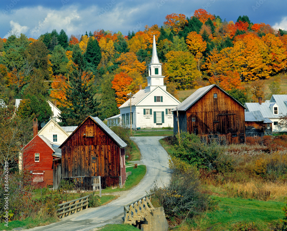 USA, Vermont, Waits River. Fall foliage adds further beauty to the