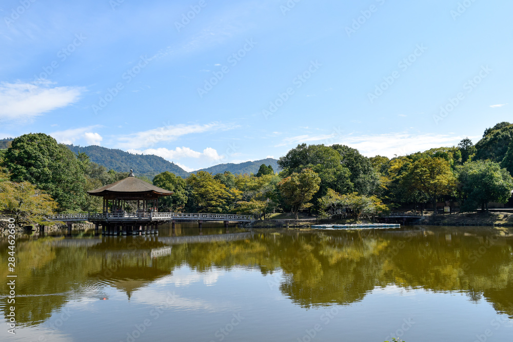 奈良公園　浮見堂