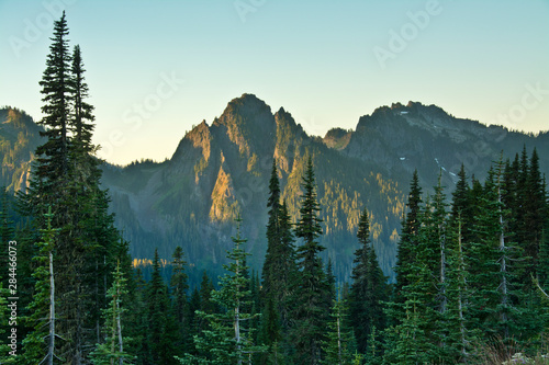 Fototapeta Naklejka Na Ścianę i Meble -  Sunrise, Tatoosh Mountains, Mount Rainier National Park, Washington State, USA