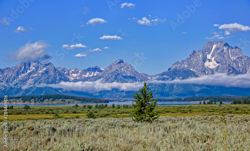 USA, Wyoming. Jackson Lake with the Grand Teton Mountains Credit as: Jean Carter / Jaynes Gallery / DanitaDelimont.com