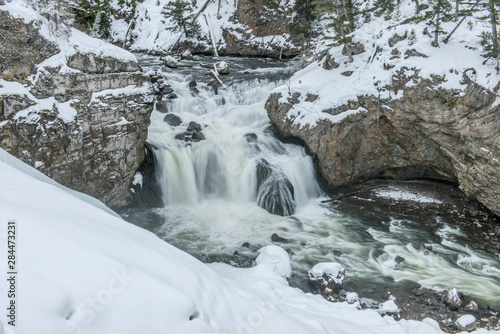 USA, Wyoming, Yellowstone National Park, Firehole Falls in Winter