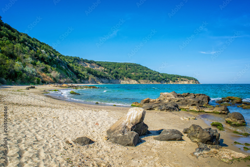 Seascape from beach near Varna. Black Sea, Bulgaria. - obrazy, fototapety, plakaty 