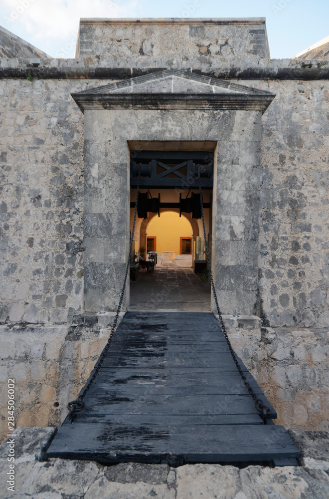 The Fort of San Miguel is a fortification built in the city of San Francisco de Campeche, between the XVII and XVIII centuries. At present, it is the headquarters of the Archaeological Museum. The Fort of San Miguel is a fortification built in the city of San Francisco de Campeche, between the XVII and XVIII centuries. At present, it is the headquarters of the Archaeological Museum.