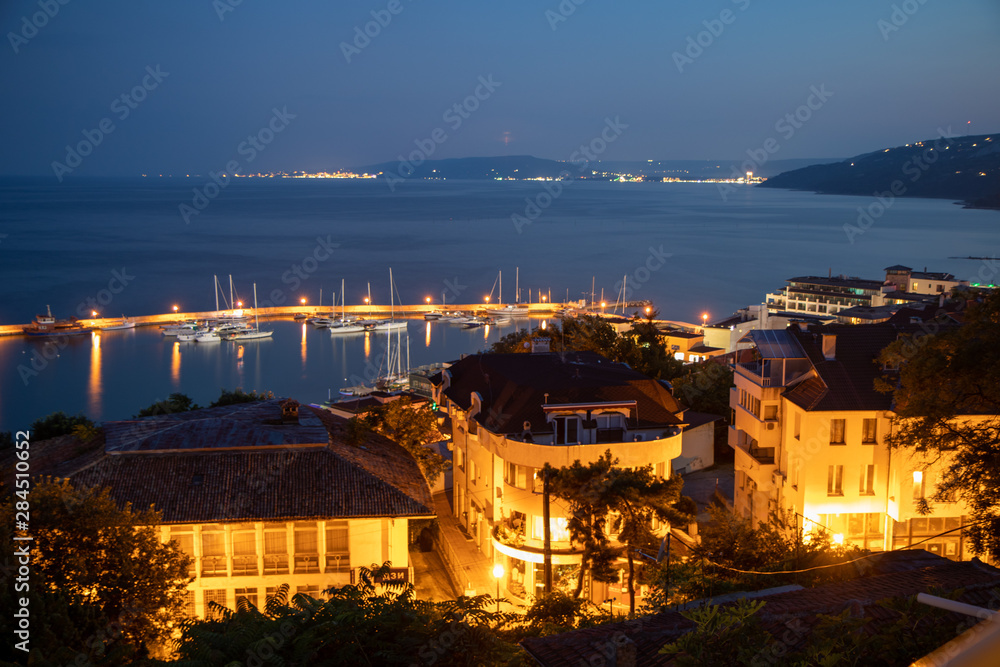 Naklejka premium Balchik shore line