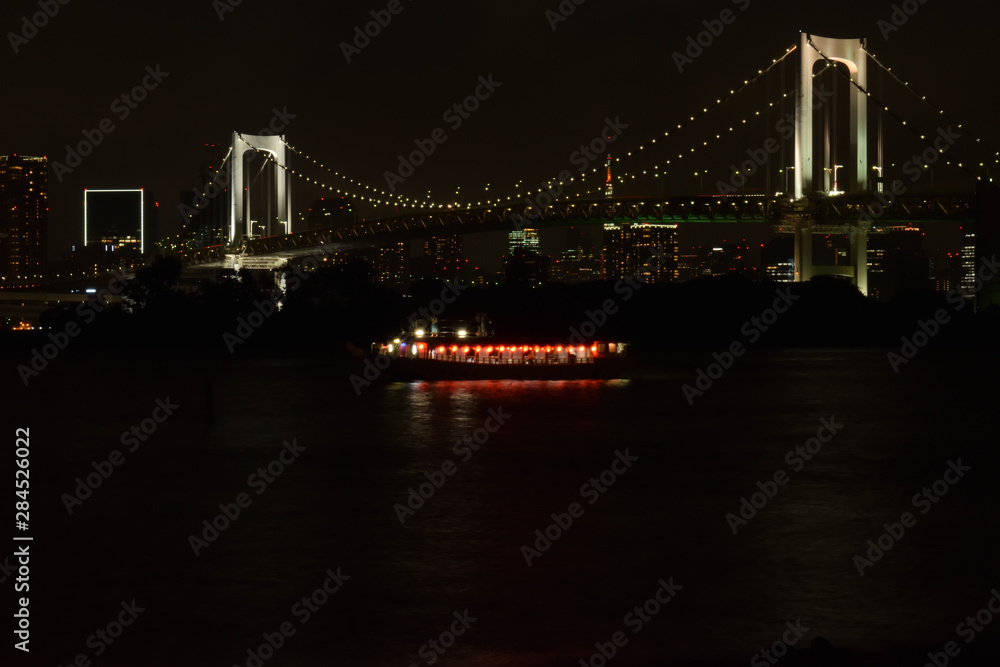 お台場　レインボーブリッジ　夜景