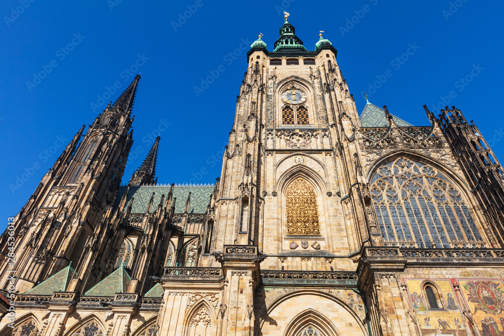 Fototapeta premium Saint Vitus' cathedral in Prague, Prague's castle