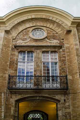 Cole    o de janelas antigas  modernas  medievais e vitrais espalhadas pelo mundo. Italia  belgica  alemanha e outros paises principalmente da Europa