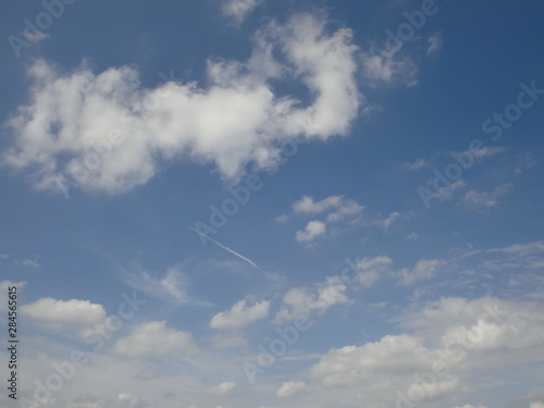 見上げた空