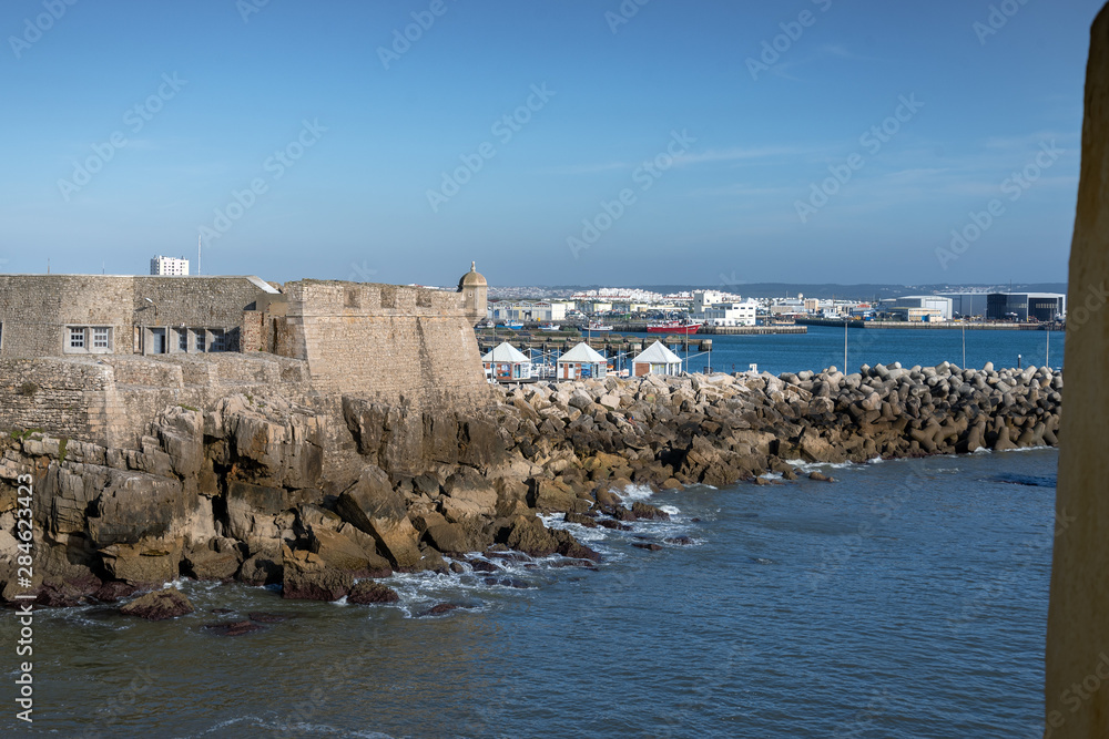 Obraz premium Buildings in Peniche, Portugal at Atlantic ocean coast.