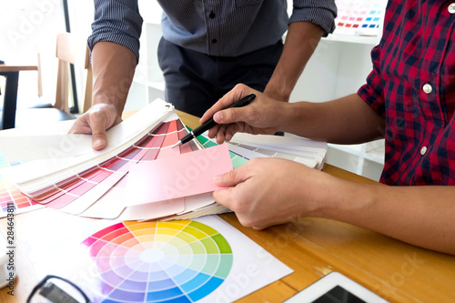 Graphic designers choose pink tones from the color bands to design ideas, creative designs, graphic designers.