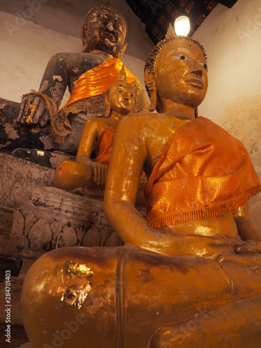 Old Buddha statue