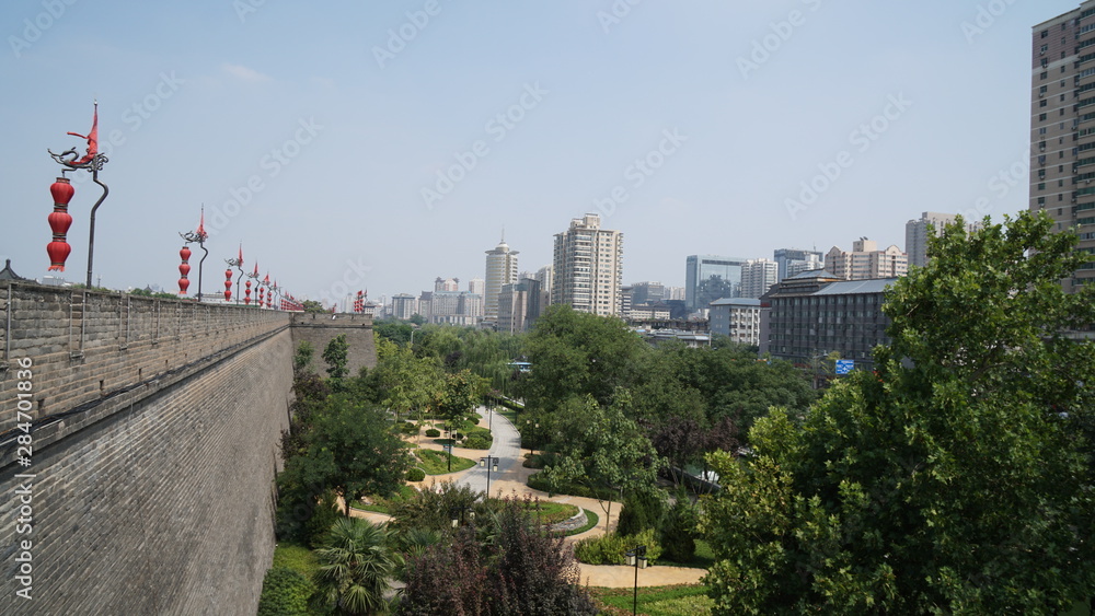 Fototapeta premium 西安城壁の風景
