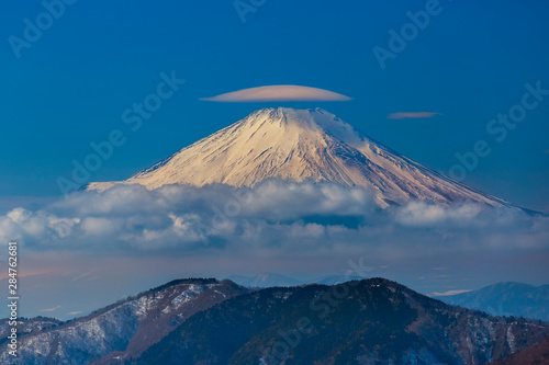 Lenticular cloud on the top of Fuji-san