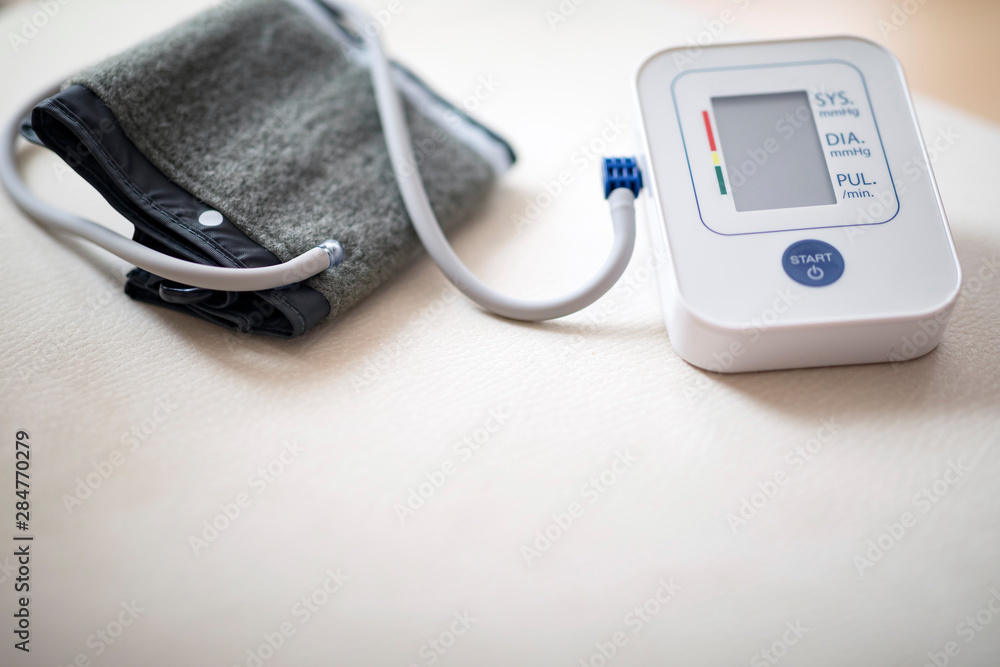 Digital blood pressure device Digital blood pressure device
