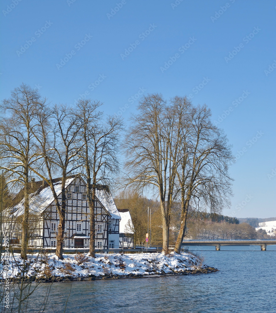 Winter an der Listertalsperre im Sauerland,Nordrhein-Westfalen,Deutschland