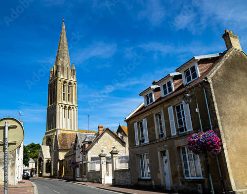 Kirche in Bernieres sur mer