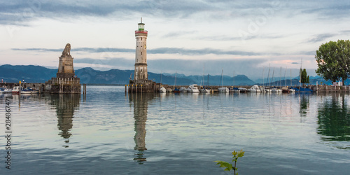 lighthouse in Lindau on Lake Constance © Daniel