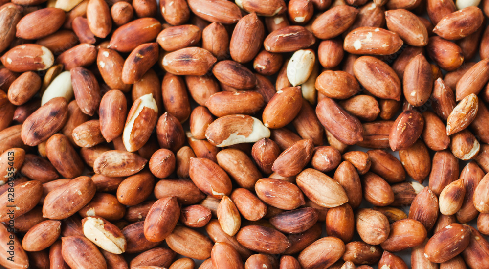 Nuts. peanuts are peeled and fried. Nuts. peanuts are peeled and fried.