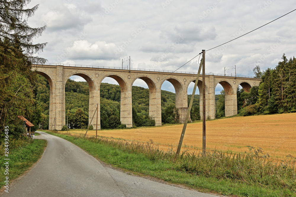 Dune Viadukt, der kleine Viadukt bei Altenbeken StockFoto Adobe Stock