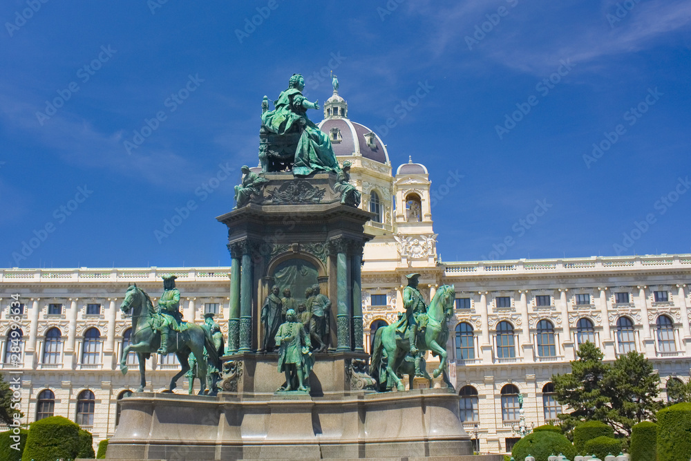 Monument to Maria Theresia and Museum of Natural History in Vienna, Austria