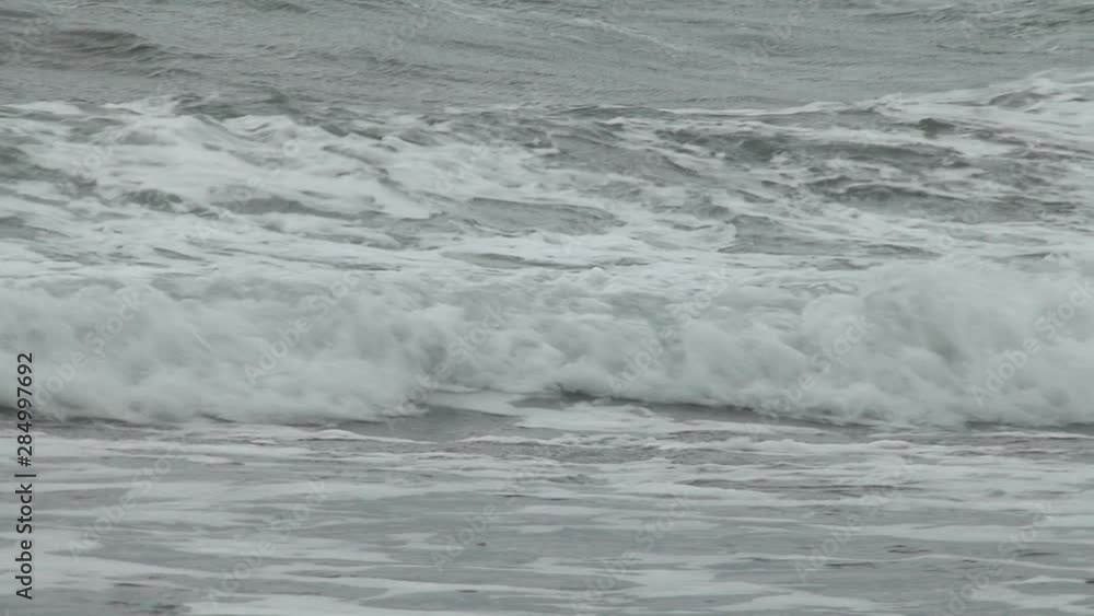荒れる海 荒れる海
