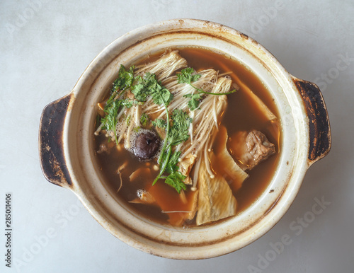 Bone pork with herb soup, Bak kut teh