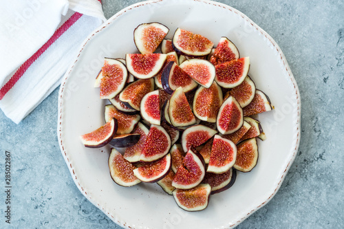 Sliced Fresh Ripe Fig Slices Ready to Use / Eat.