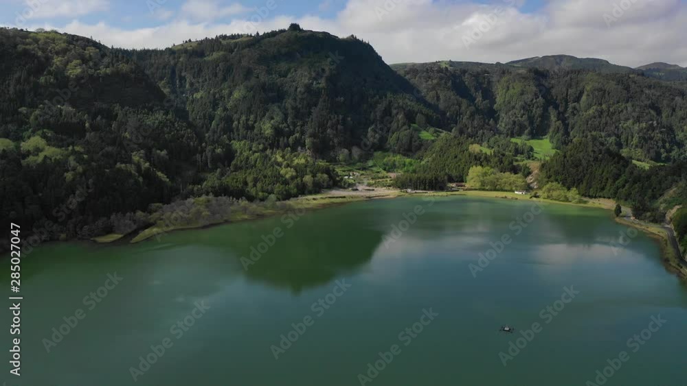 Azoren au der Luft - Sao Miguel: Stadt Furnas, Seen und Landschaften aus der Luft Azoren au der Luft - Sao Miguel: Stadt Furnas, Seen und Landschaften aus der Luft