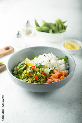 Rice bowl with smoked salmon and avocado