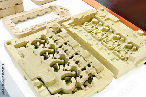 Low pressure sand mold casting parts photo