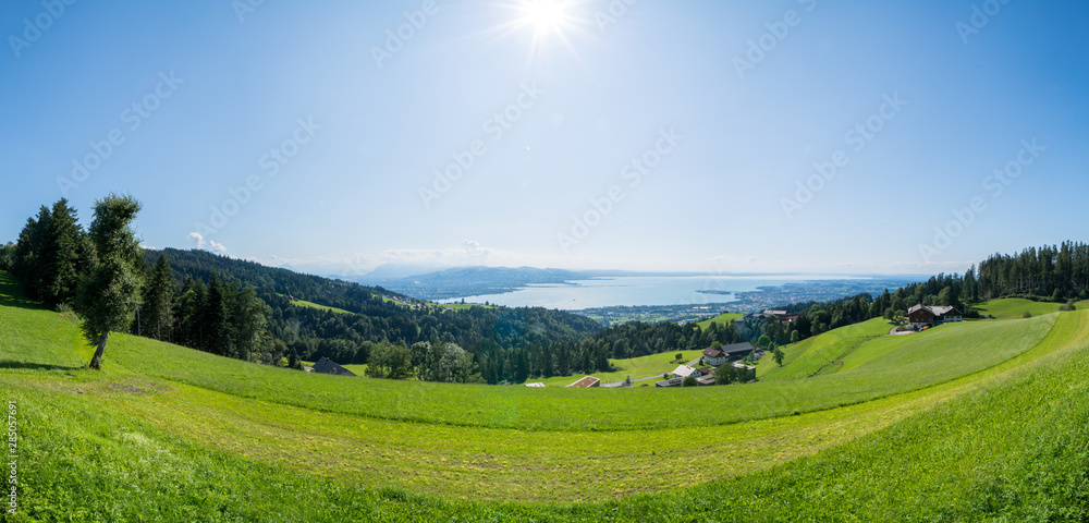 Panorama über dem Bodensee