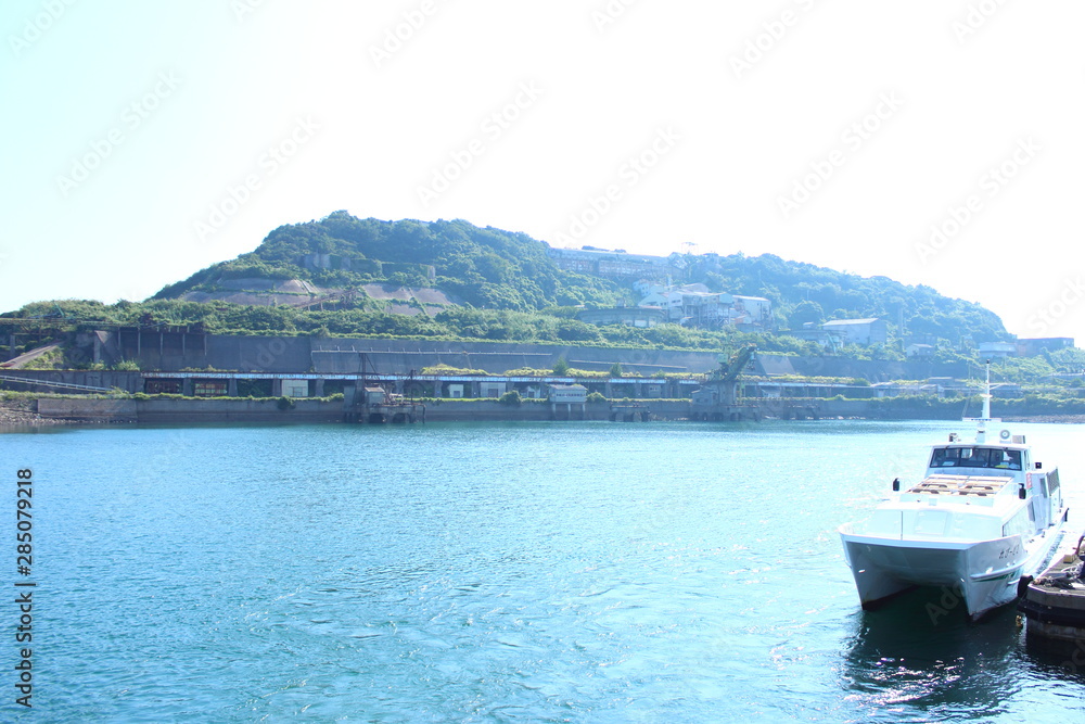 池島　海