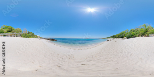 360 image of a crystal clear beach on the island of Ons
