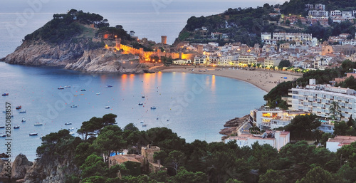 das abendliche Tossa de Mar an der Costa Brava,Katalonien,Spanien