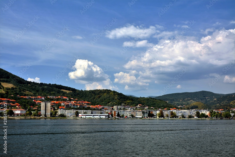 Naklejka premium Orsova city seen from the Danube