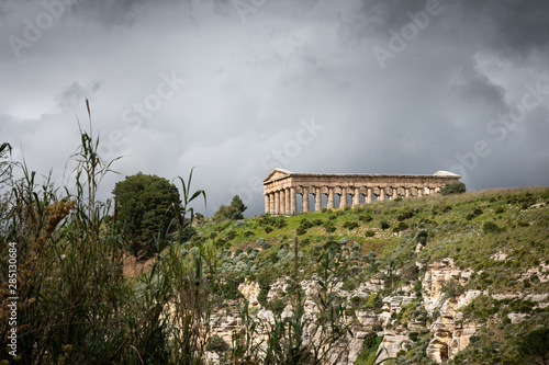 Temple de Segesta, Sicile photo