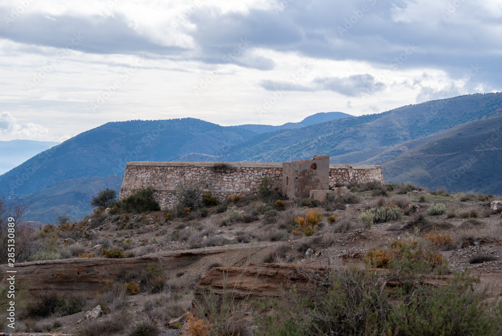 Ruinas en la mina de la Solana
