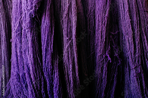 Purple color woolen thread, Mexico