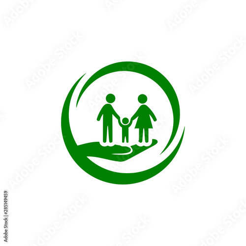 insurance,business protection,crops insurance, life and family insurance green color icon © Prosenjit Paul