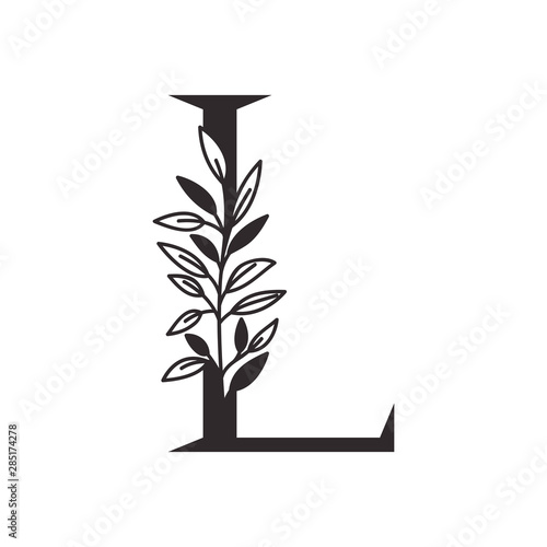 letter L of the alphabet with leaves