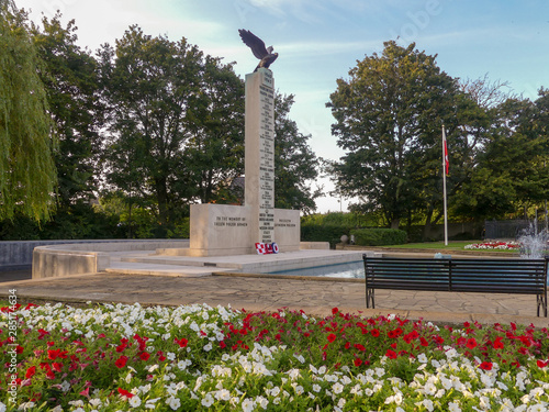Fotografija The Polish War Memorial, a war memorial in West London, in memory of airmen from