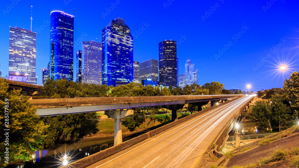Fototapeta premium Night landscape skyline view of Downtown Houston city during sunrise